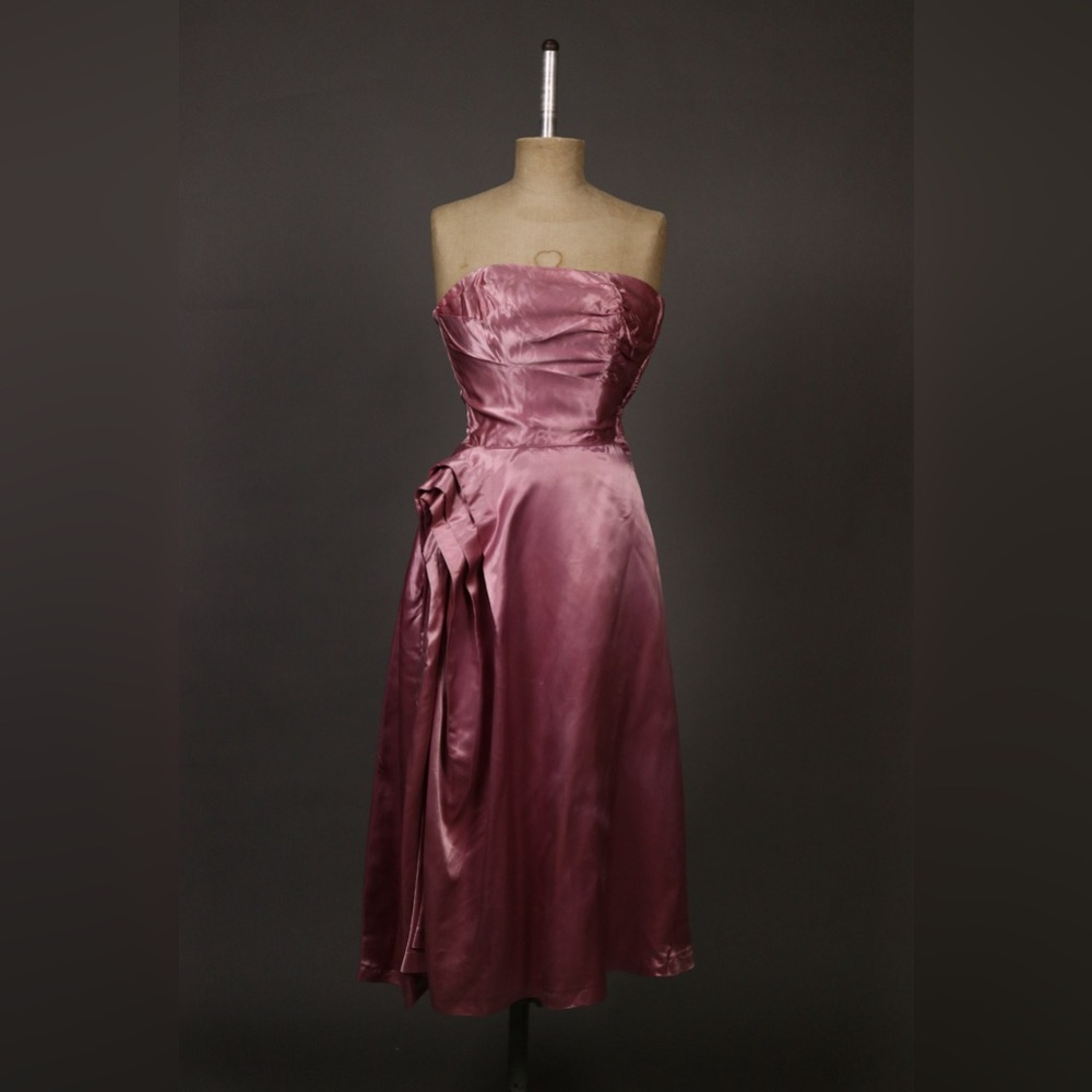 Collector pink satin dress 1940s